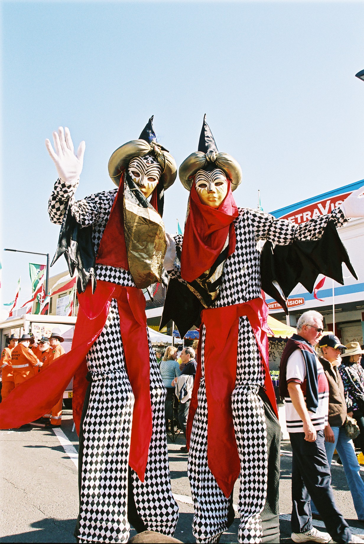 roving performers
