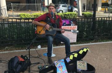 Busker in Concord