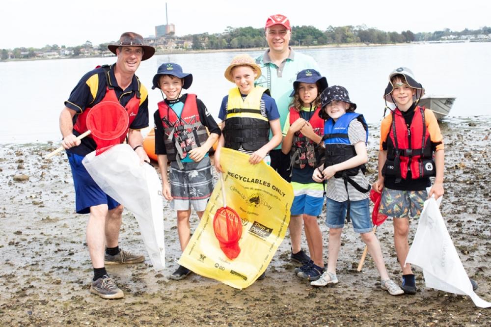 Spring Clean for the Godwits @ Halliday Park