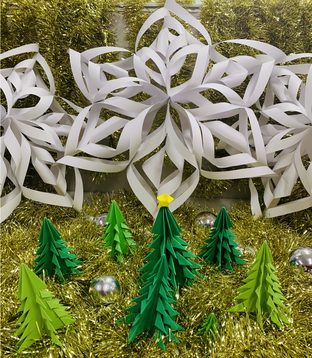 Libraries Live: Christmas Craft for youth