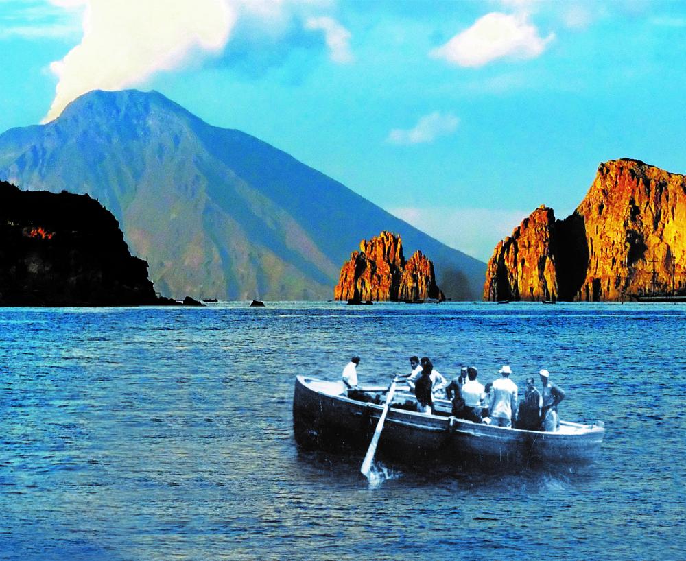 From Volcanoes We Sailed: Connecting Aeolian Generations cultural exhibition