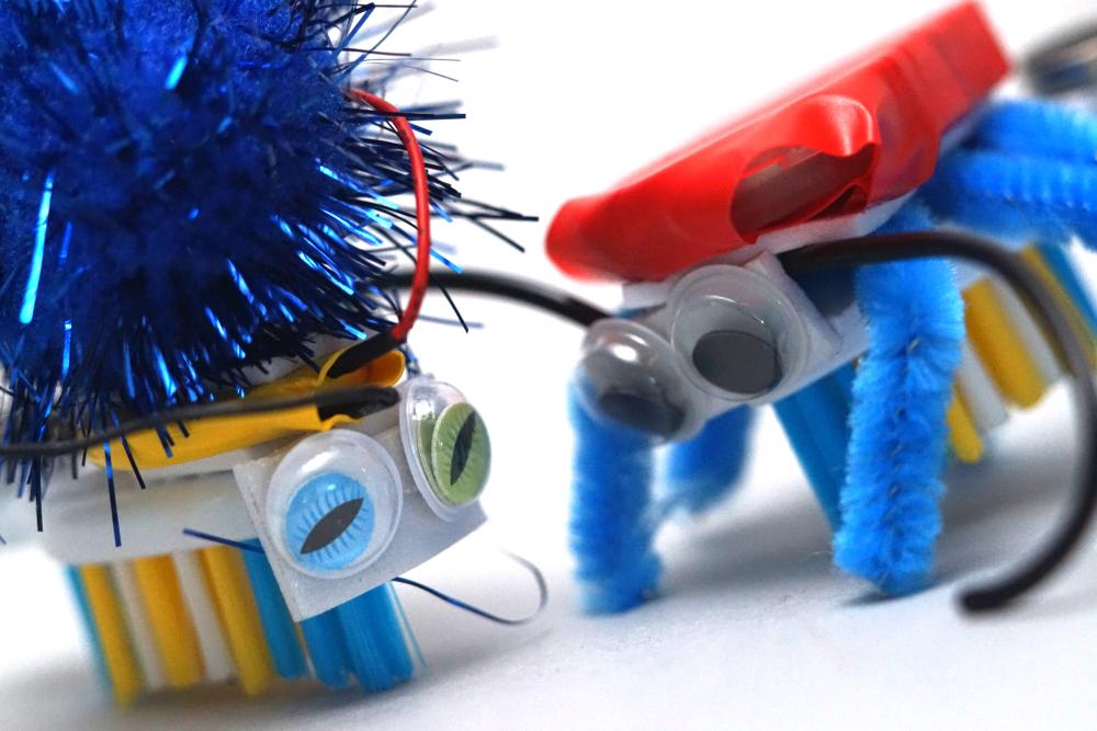 School Holiday Fun: DIY Mechanical Critters