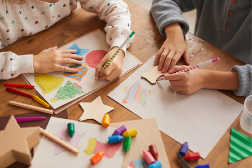 Decorate the Christmas Tree at Concord Library