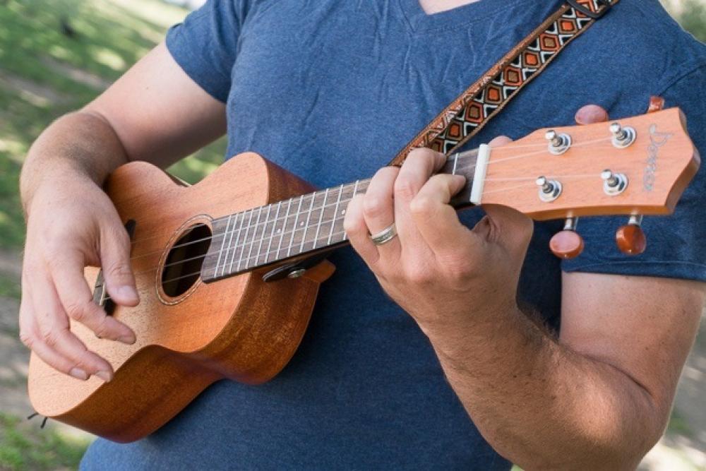 Ukulele instrumental singing classes