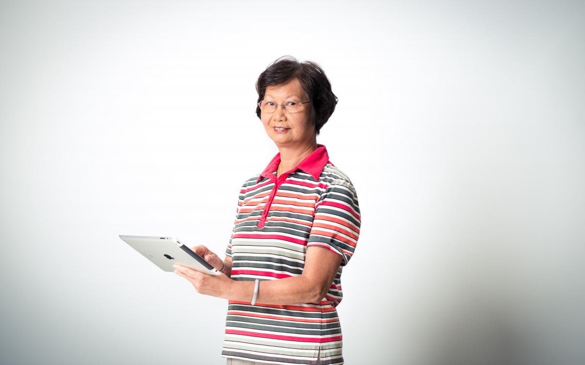 Mandarin Tech Savvy Seniors: Introduction to Tablets 